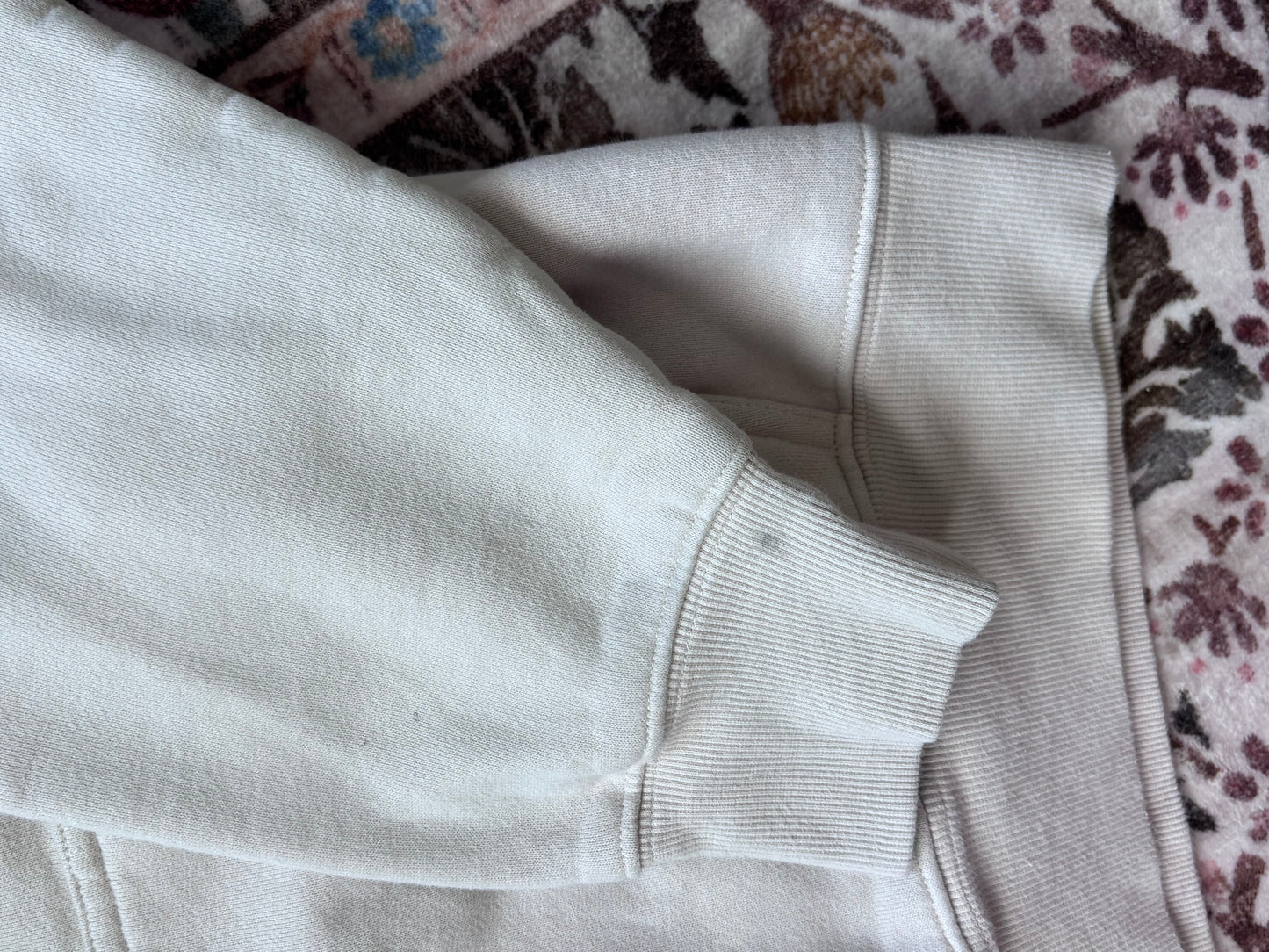 Aritzia Sweatfleece Perfect Fit in Ecru | Sz Small