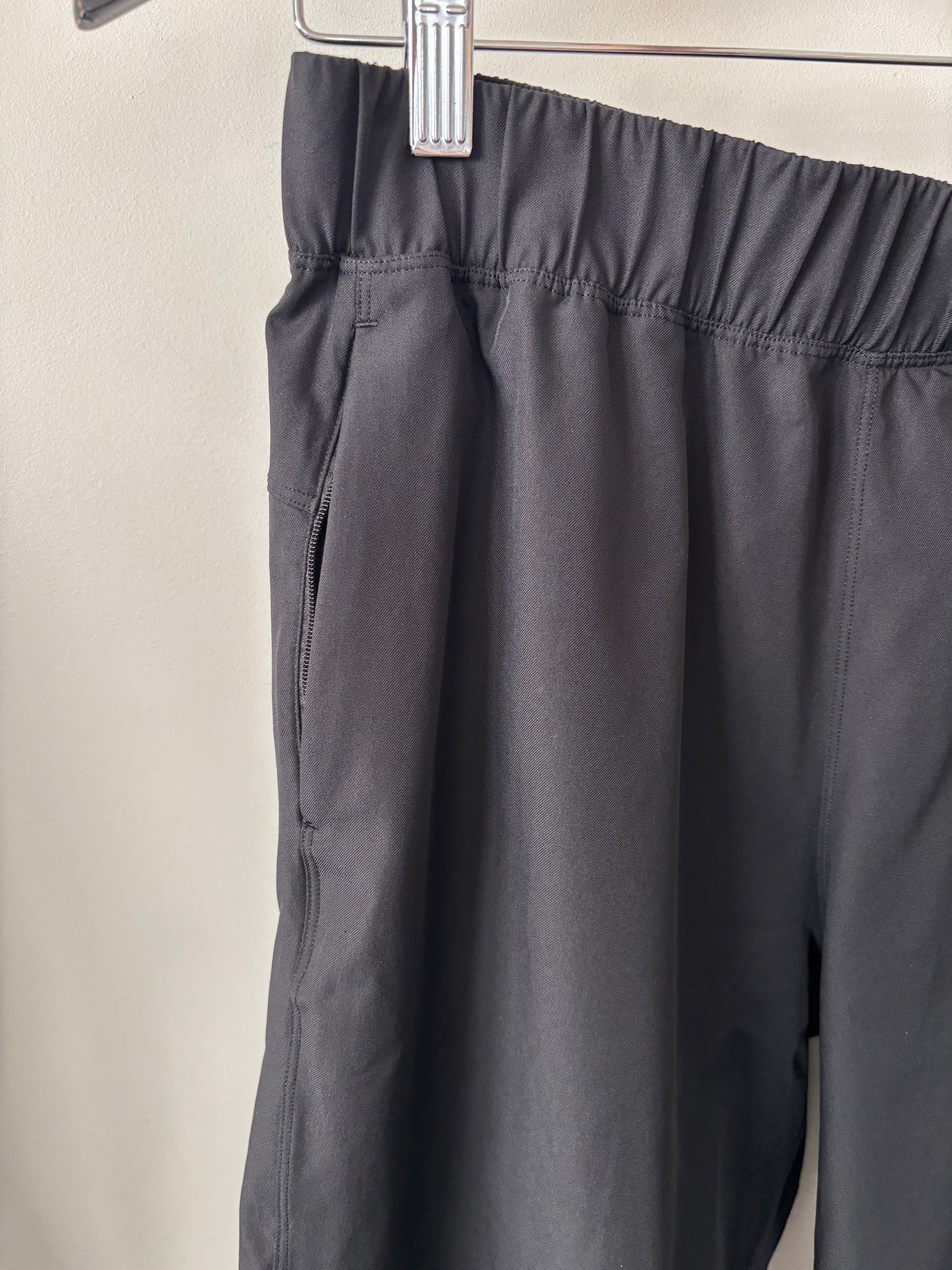 Lululemon Next Move Crop *23" Pants in Black | Sz 8