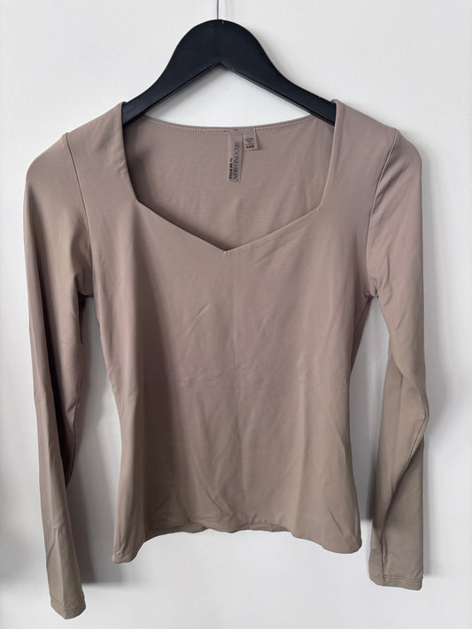 Rd style second skin taupe ls shirt | Sz Medium