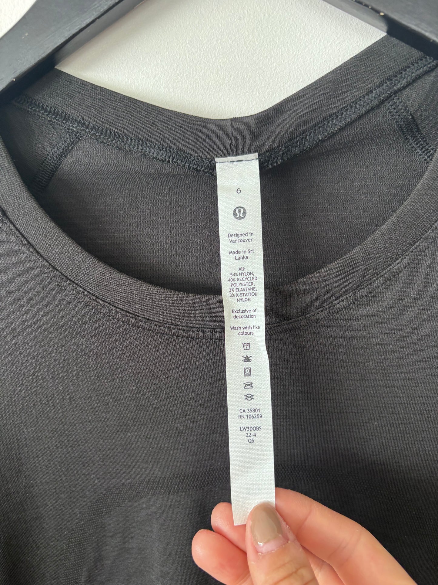 Lululemon long sleeve sz 6 (Nikki)