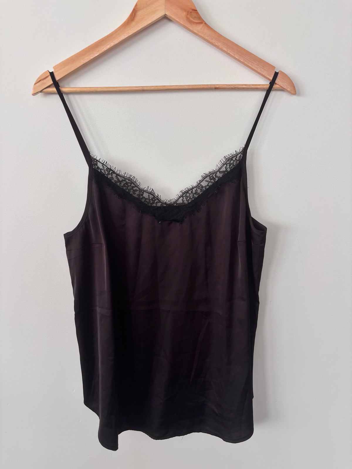RW&Co Lace Trim Black Camisole | Sz Large