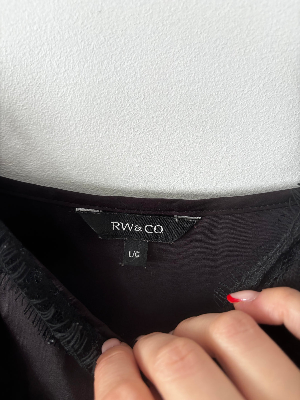 RW&Co Lace Trim Black Camisole | Sz Large