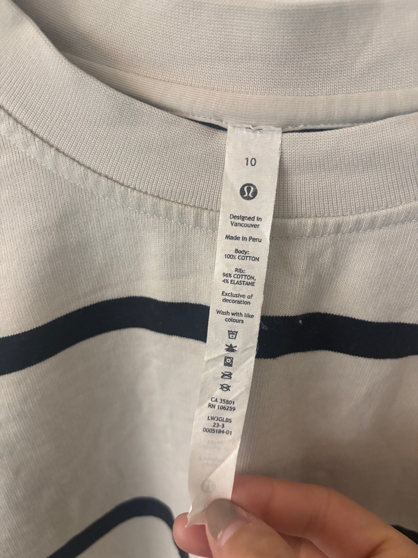 Lululemon Perfectly Oversized Cropped Crew in Stripe Bone/Black | Sz 10