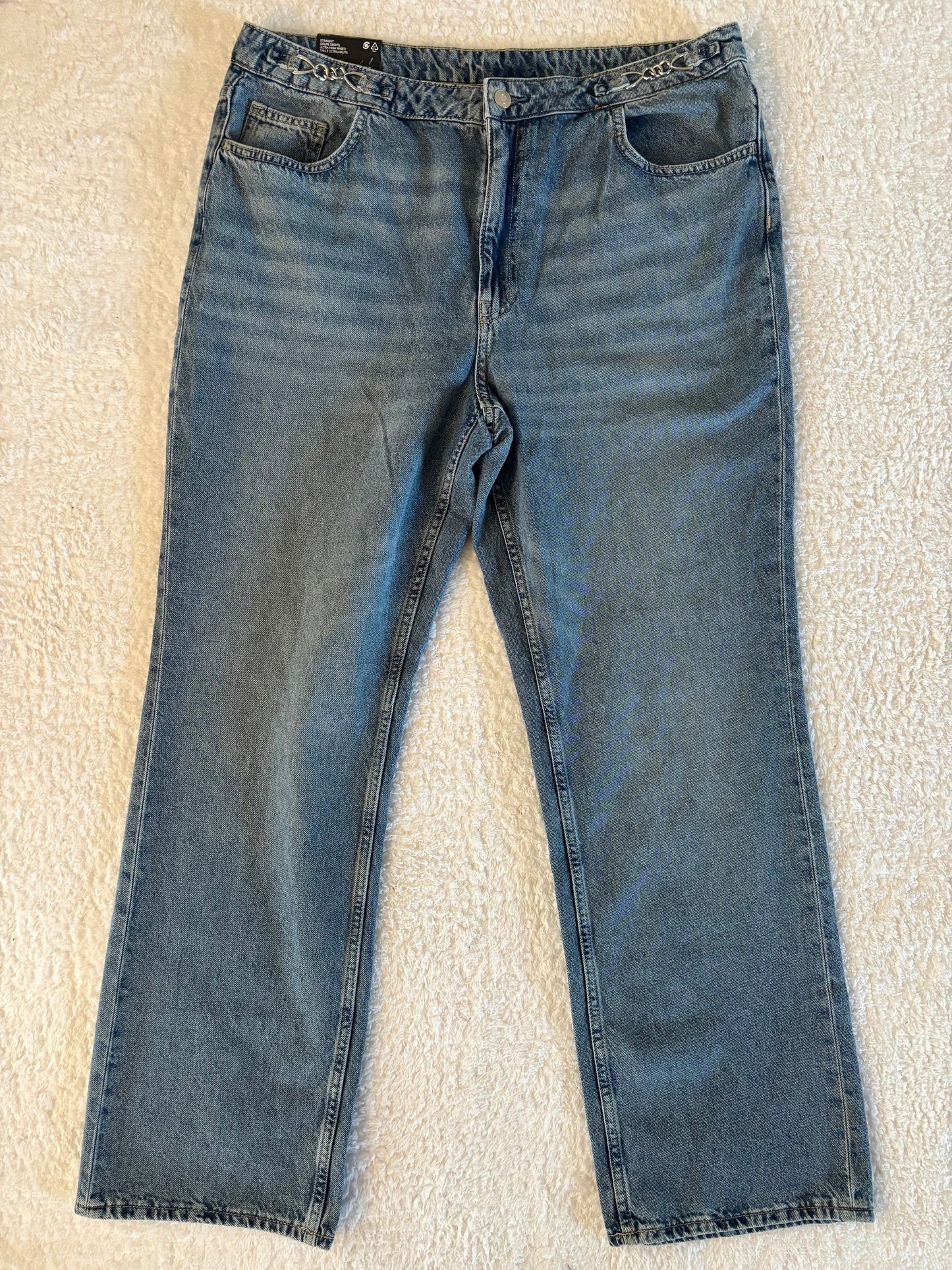 H&M High Rise Straight with Chain Detail | Sz 16 NWT (N10N18)