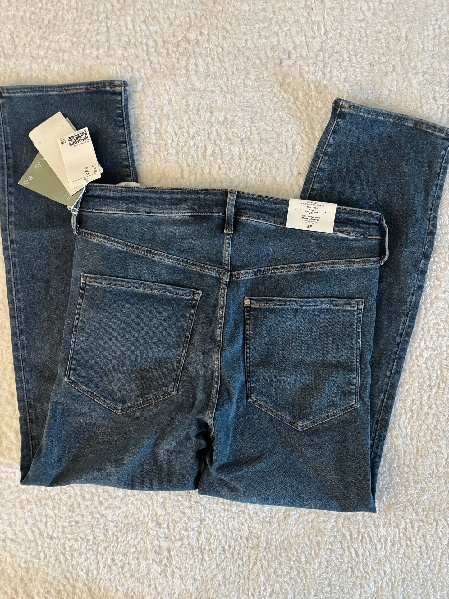 H&M "True to You" Slim Stretch Denim | XL NWT(N09N18)