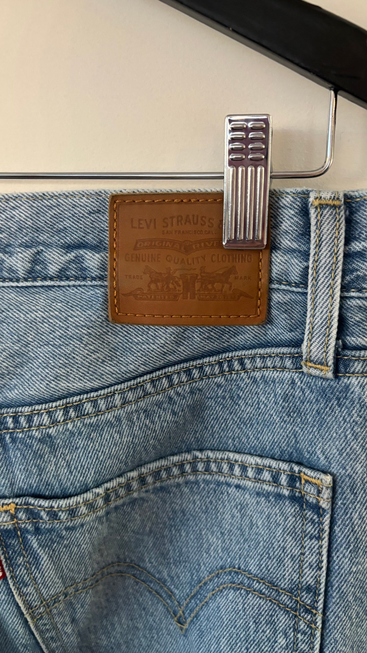 Levi's Light Wash Dad Jeans | 29 (N26S20)