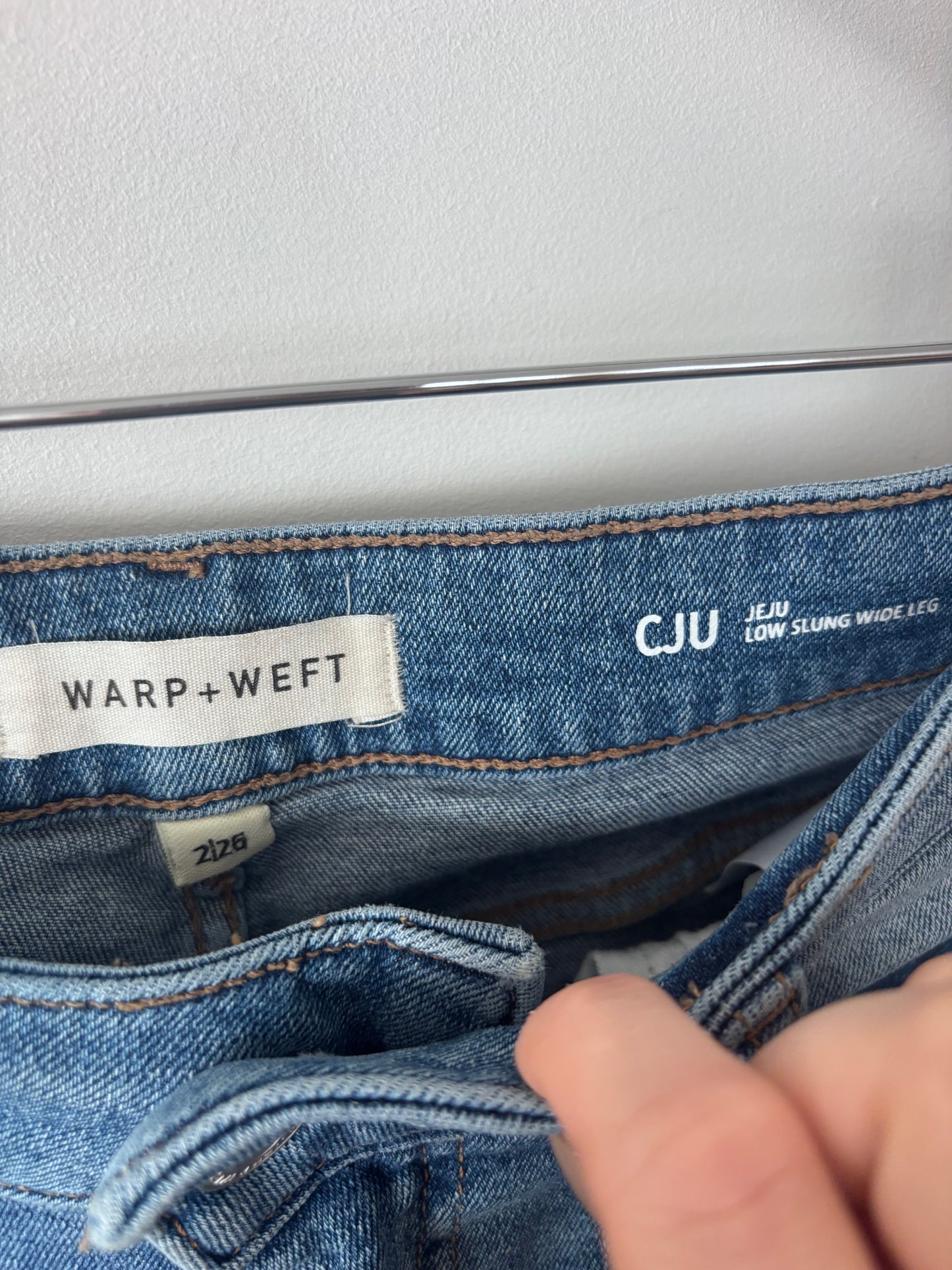 Warp + Weft Low Slung Baggy Jeans | Sz 26 (can fit up to Sz 28)