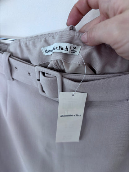A&F Beige Belted Skort NWT | Sz Medium