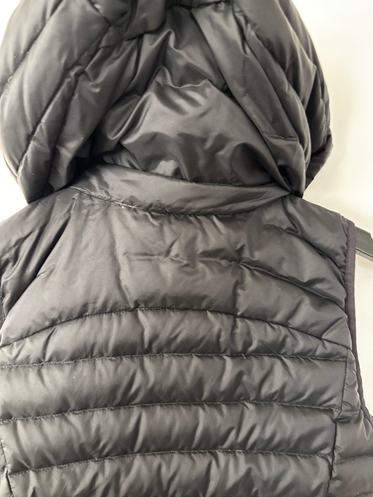 Lululemon Down For It Vest in Black | Sz 6