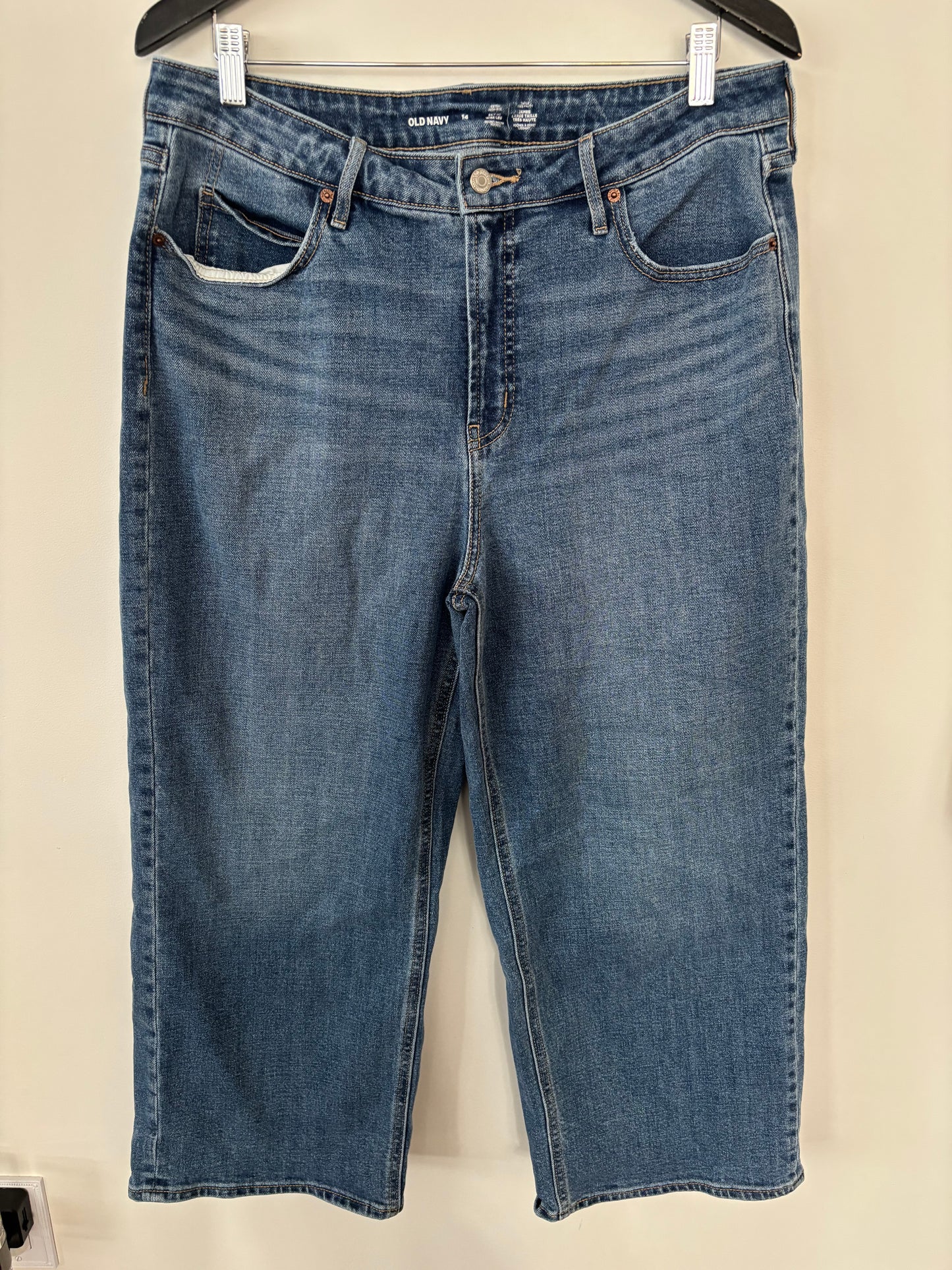 Old Navy *Medium Wash Cropped Wide Leg HR Jeans | Sz 14 or 32 (F151N18)