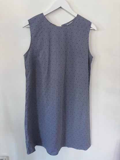 Gabby Isabella Tie Back Shift Dress | Large