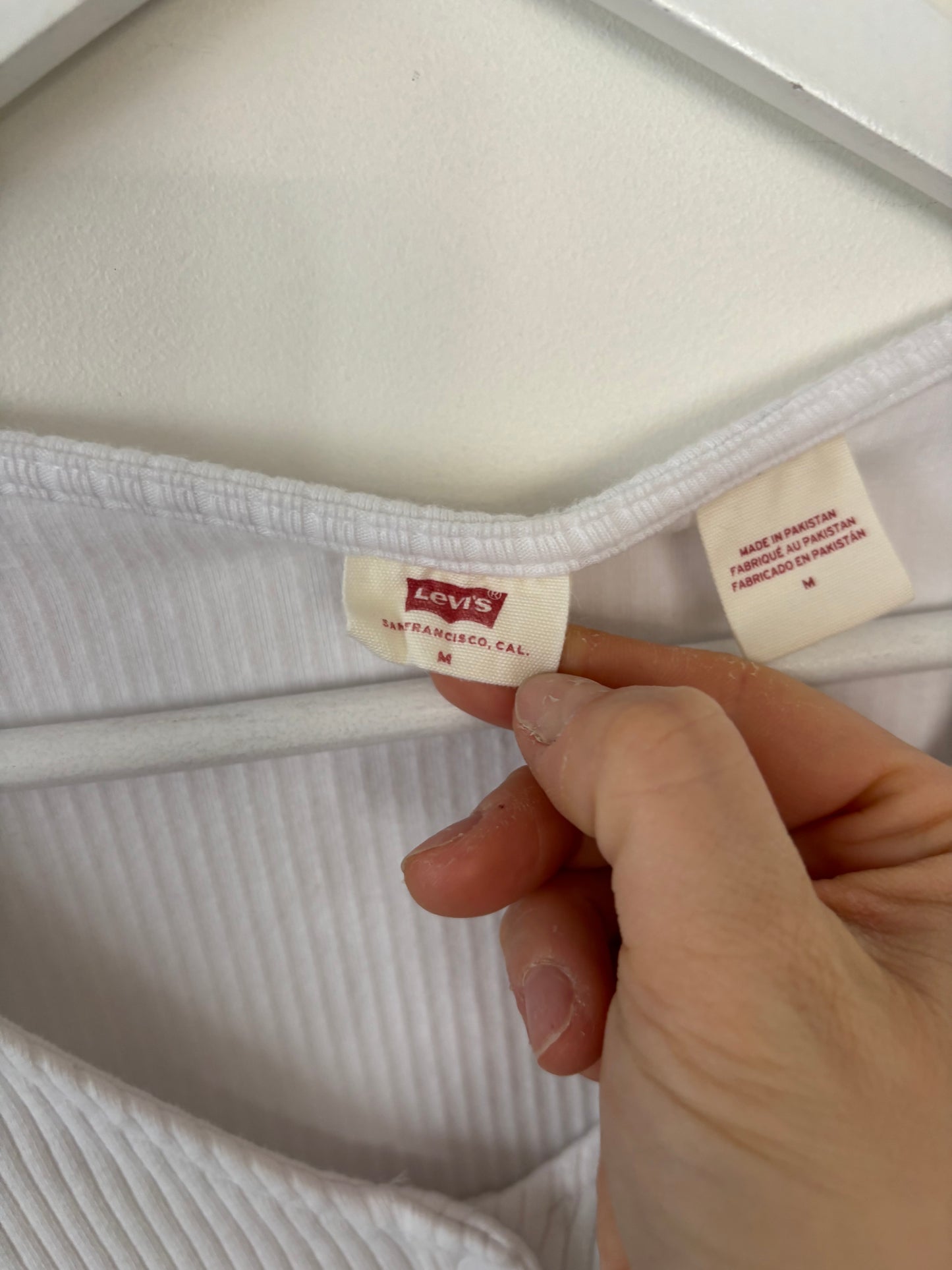 Levi Monica Long Sleeve Ribbed Top | Sz Medium (F111C1)