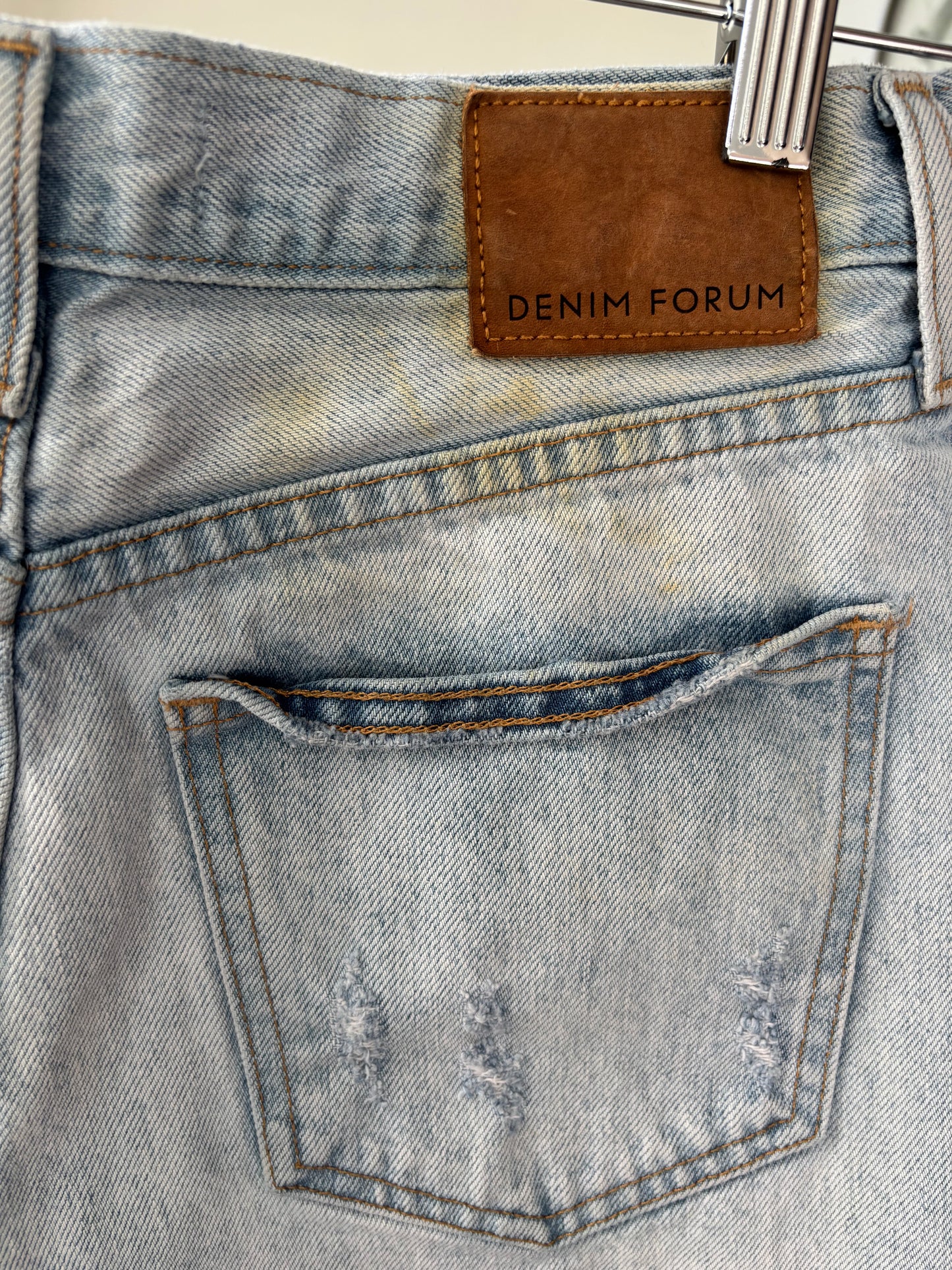 Denim Forum The Yoko Shorts | 27 (tough love)