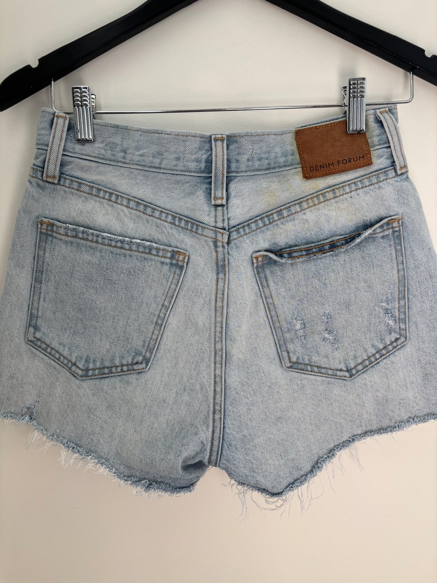 Denim Forum The Yoko Shorts | 27 (tough love)
