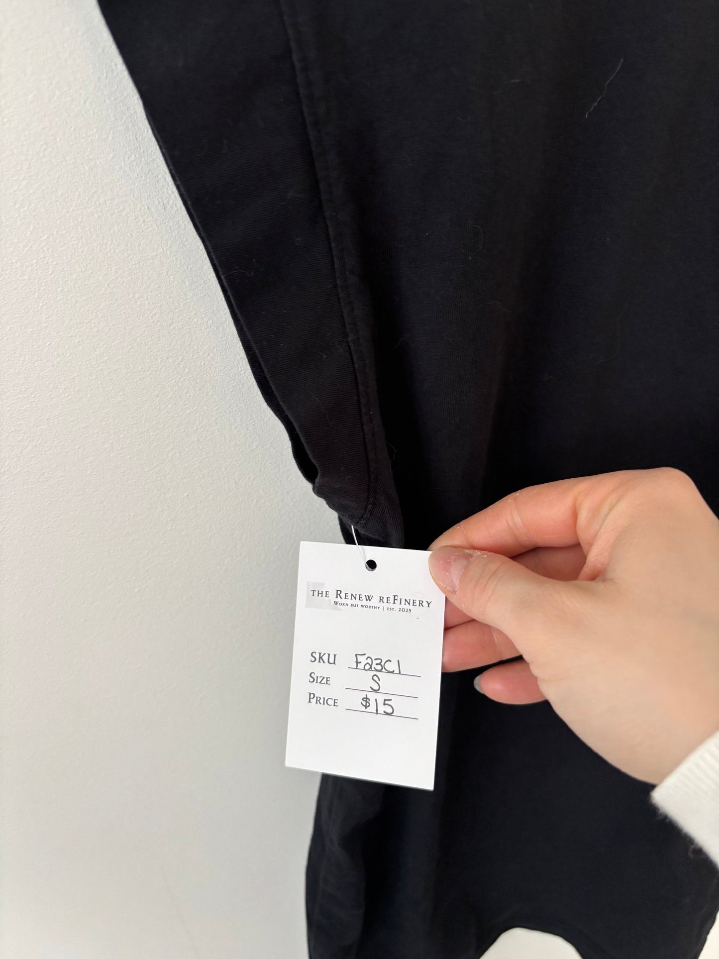 Everlane Boxy Black T Shirt | Sz Small (larger fit)(F23C1)