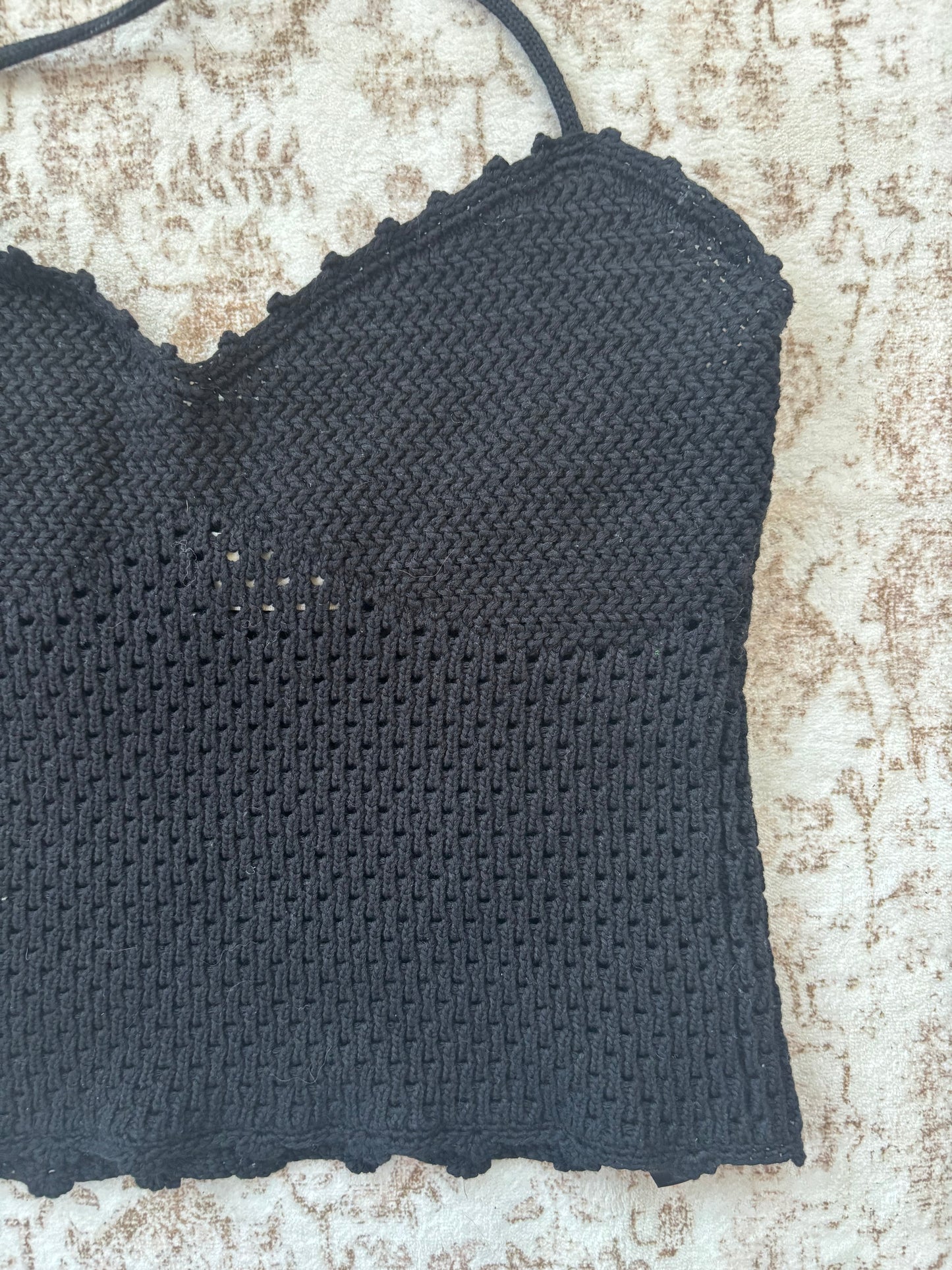Wilfred/Aritzia Sweatheart Crochet Halter Top | Small