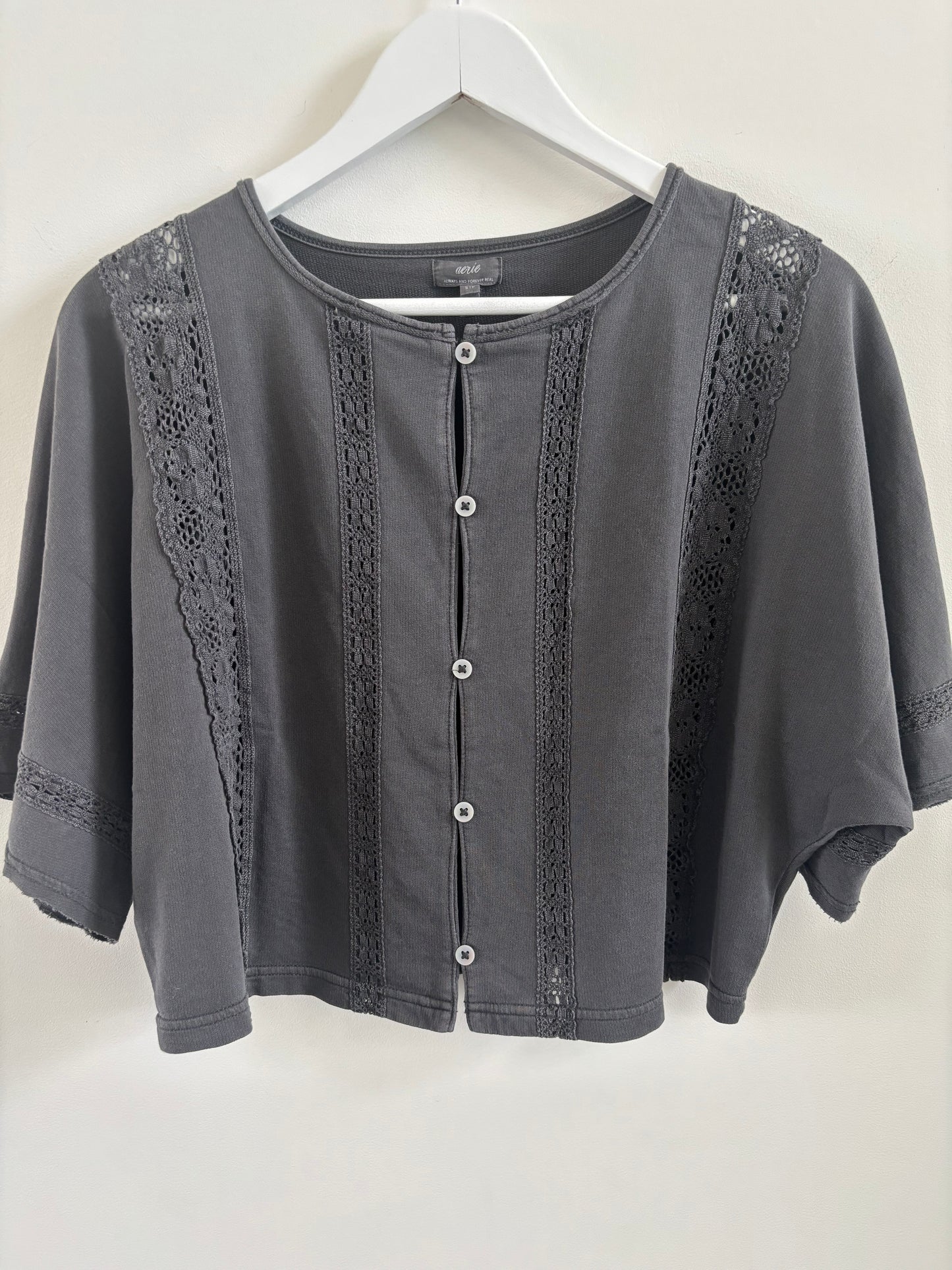Aerie Short Sleeve Chrochet Cardigan | Small (fits like Medium)