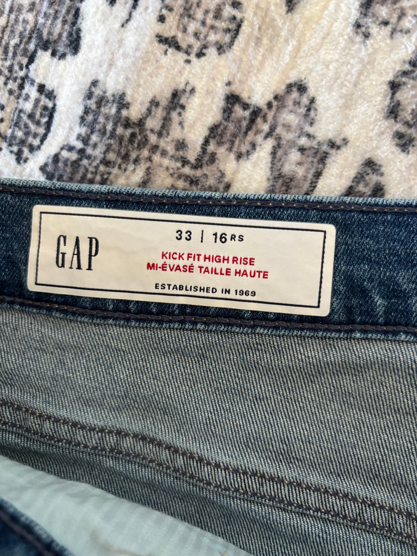 Gap Kick Fit High Rise Denim | Sz 16 (N106N19)