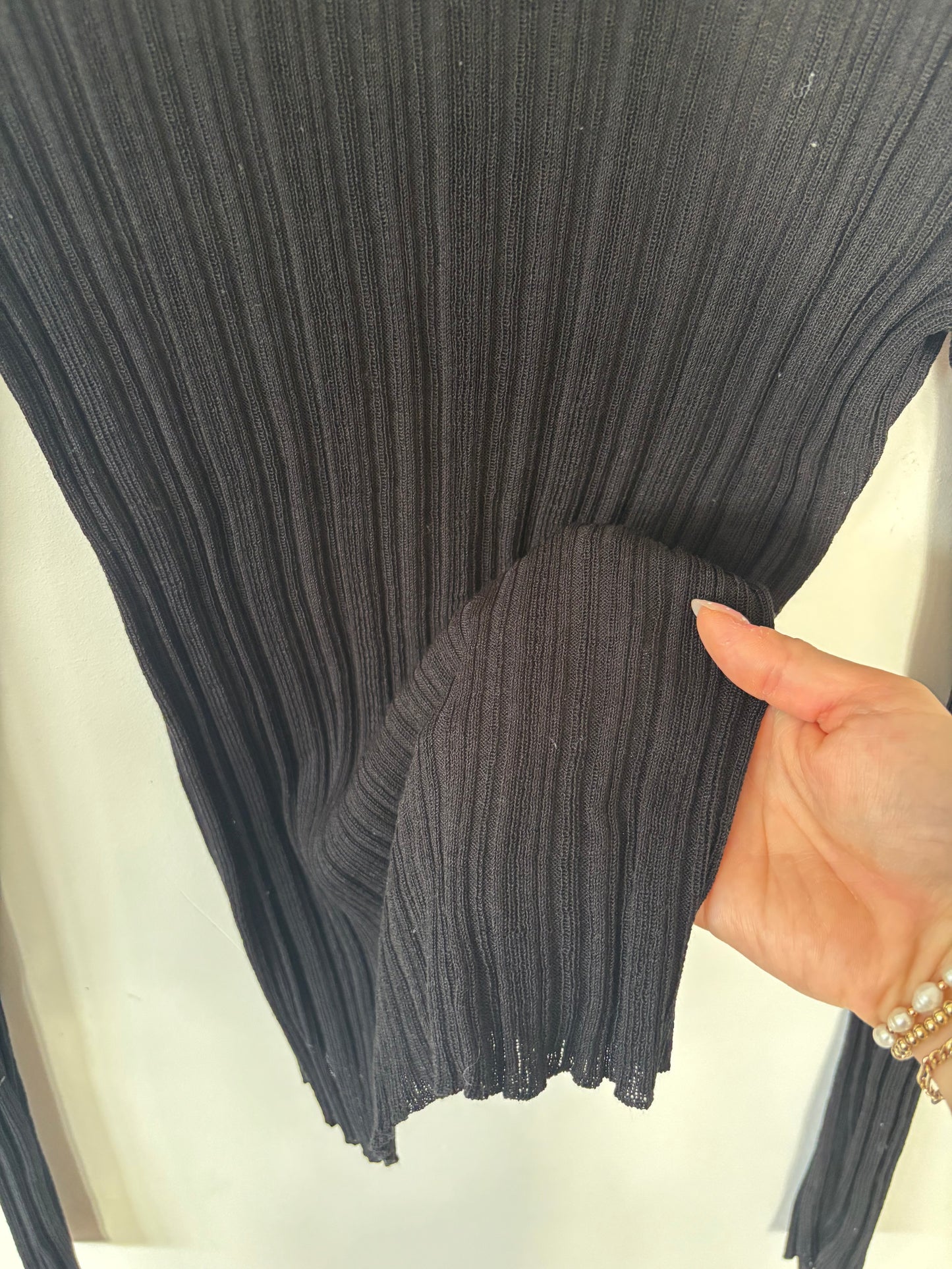 H&M Sheer Rib-knit Mock Turtleneck Top | XL (N77N19)