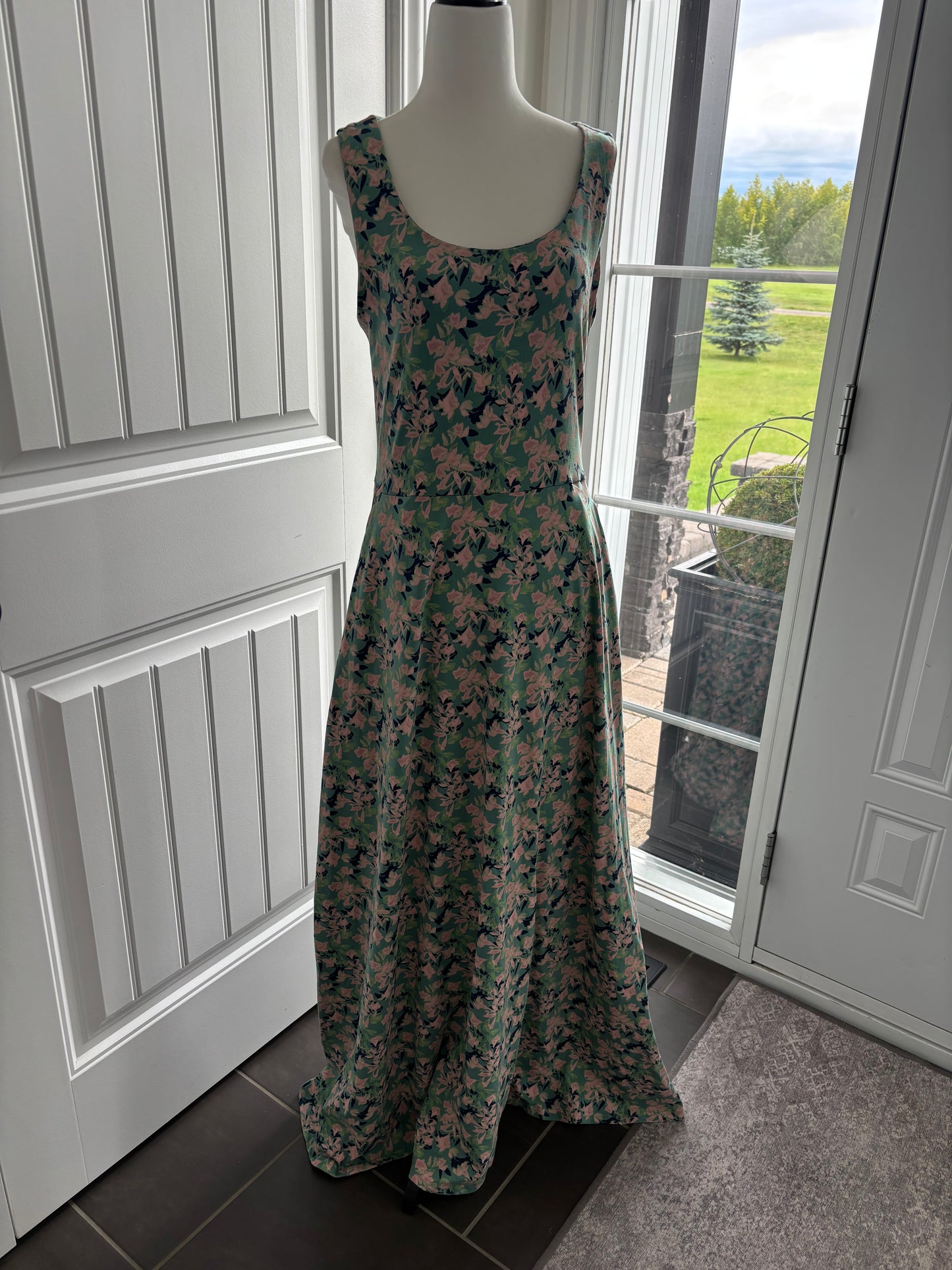 NWT Pact Fit & Flare Open Back Maxi Dress | Large