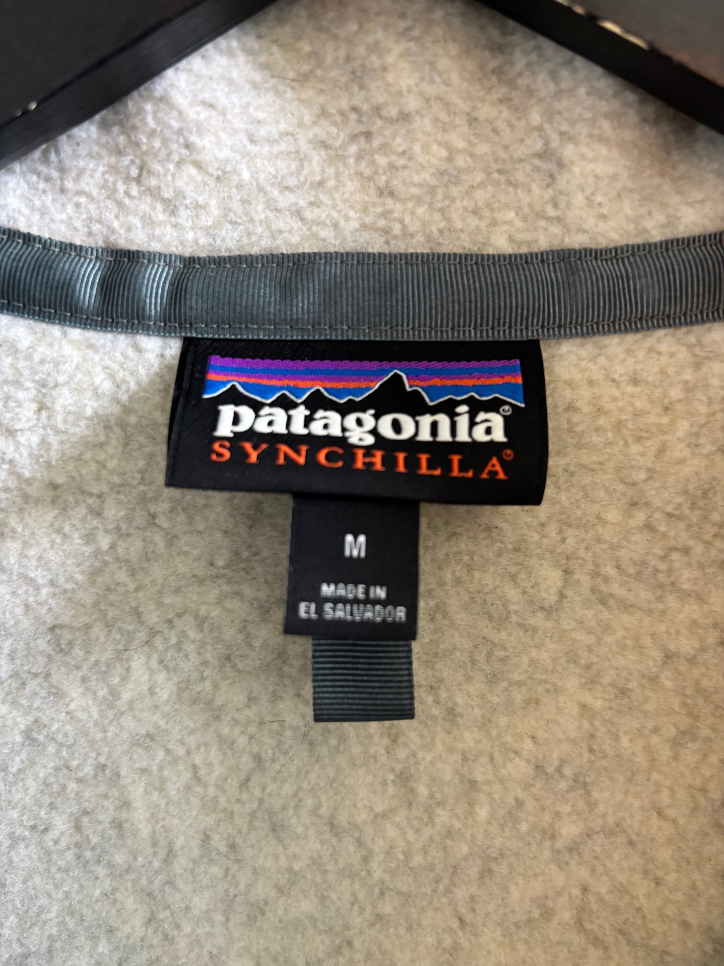 Patagonia Lightweight Synchilla Snap-T Pullover  (with green details) | Medium