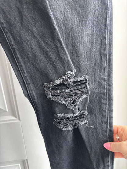 Levi's 501 Black Wash Distressed Straight Jeans | Sz 28 (F132E13)
