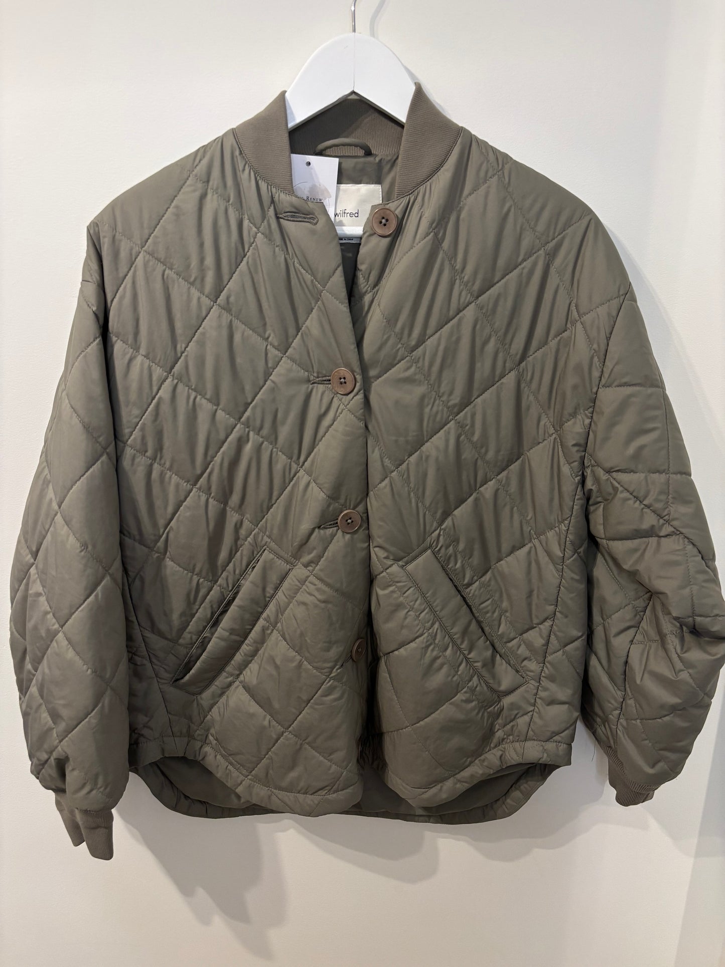 Wilfred / Aritzia Pavant Quilted Green Jacket | (size 1 = small/medium)