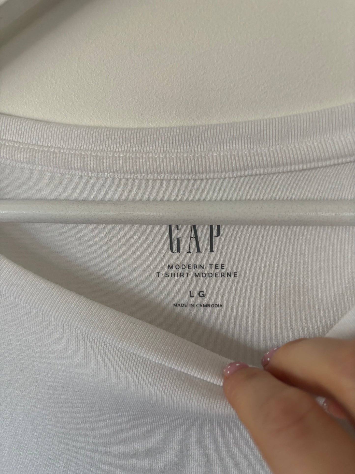 Gap White Modern Crewneck T Shirt | Large (N79N19)