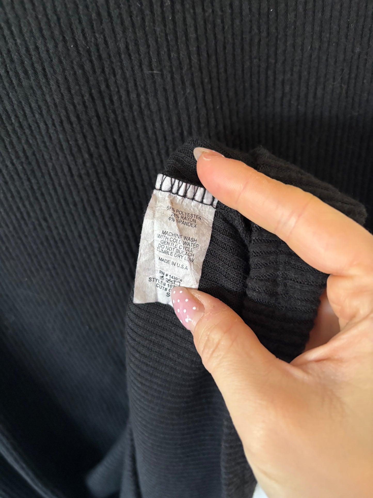 A. gain Velvet Tie Back Ribbed Sweater Top | Small (N145M21)