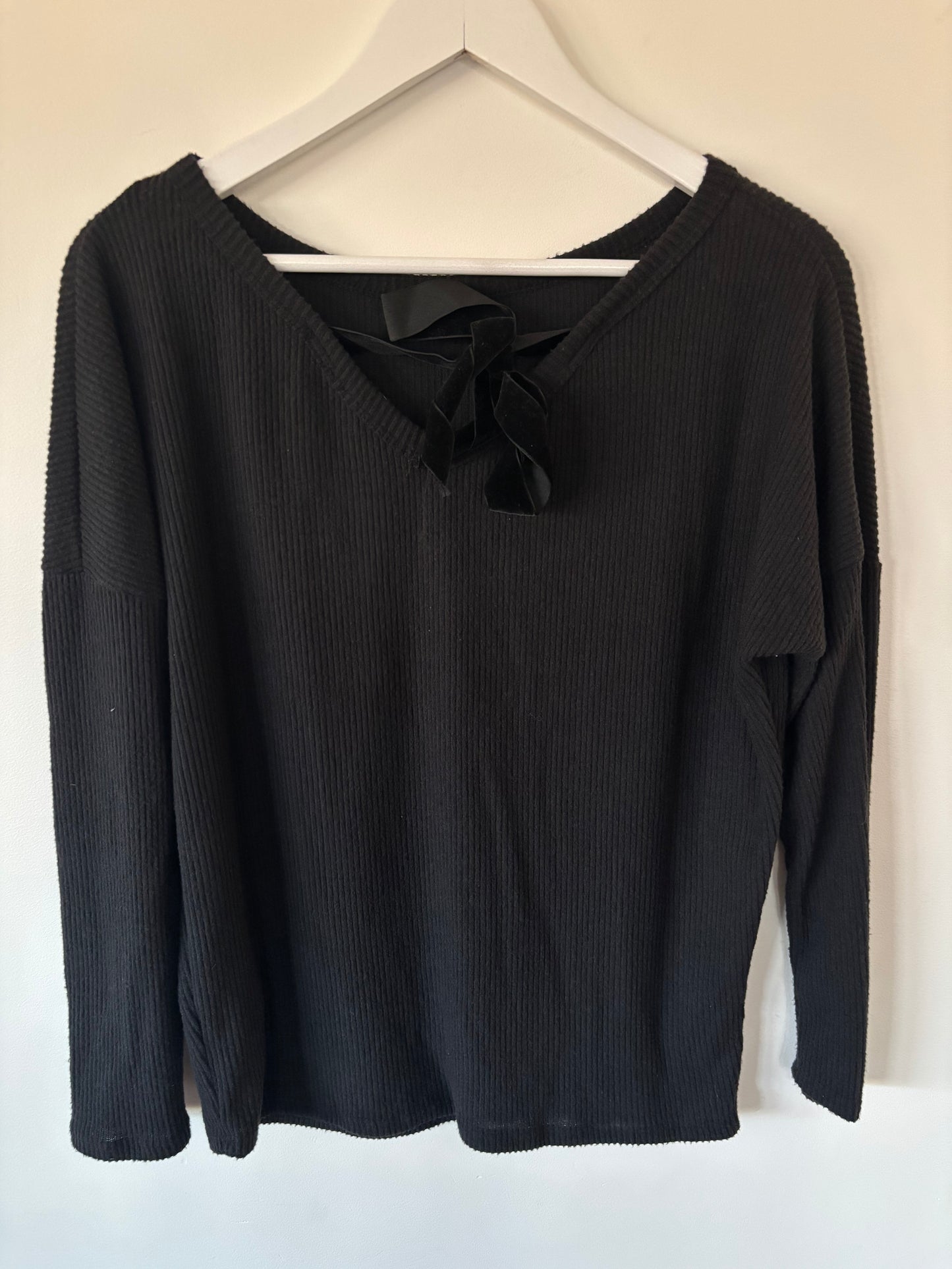 A. gain Velvet Tie Back Ribbed Sweater Top | Small (N145M21)
