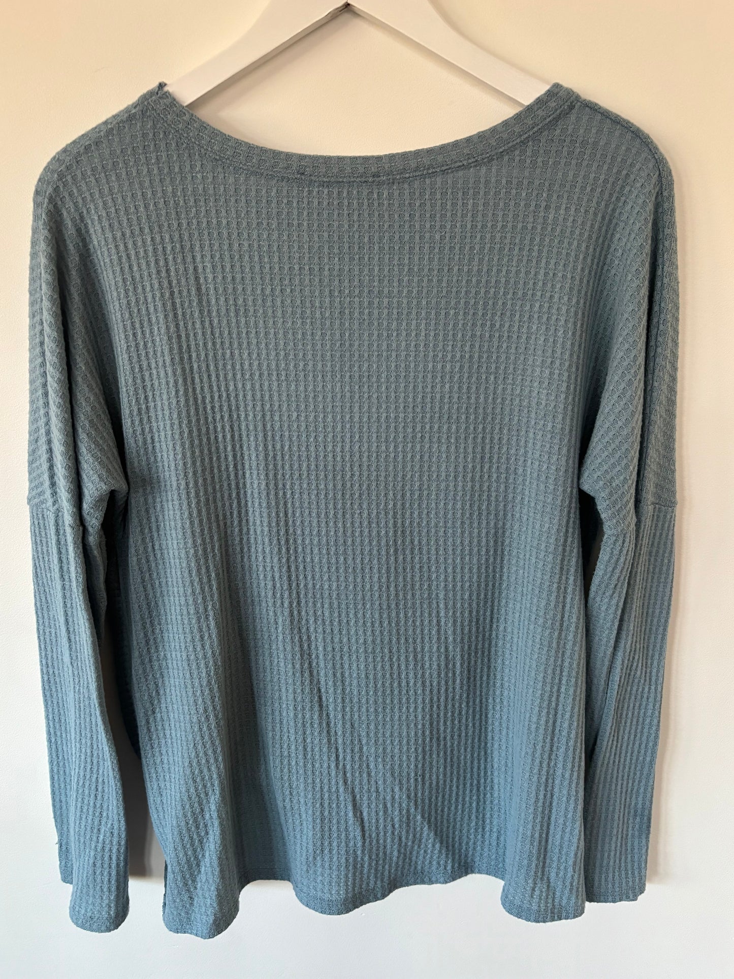 Waffle Textured Long Sleeve with Knot Hem | Small (N144M12)