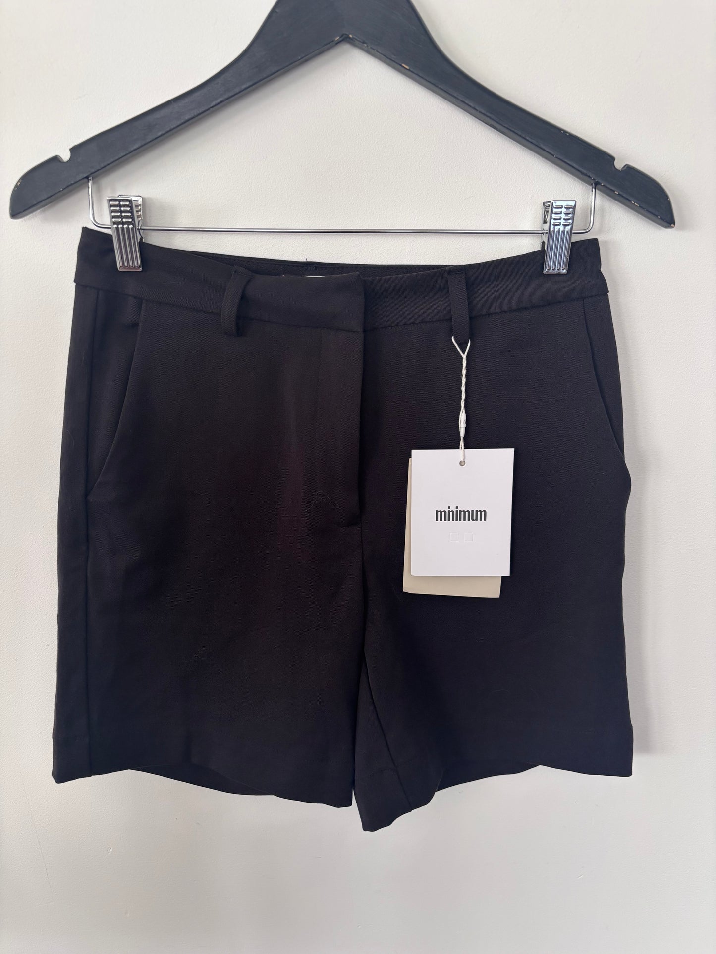 Minimum Liljana Black Shorts NWT | Sz XS/S