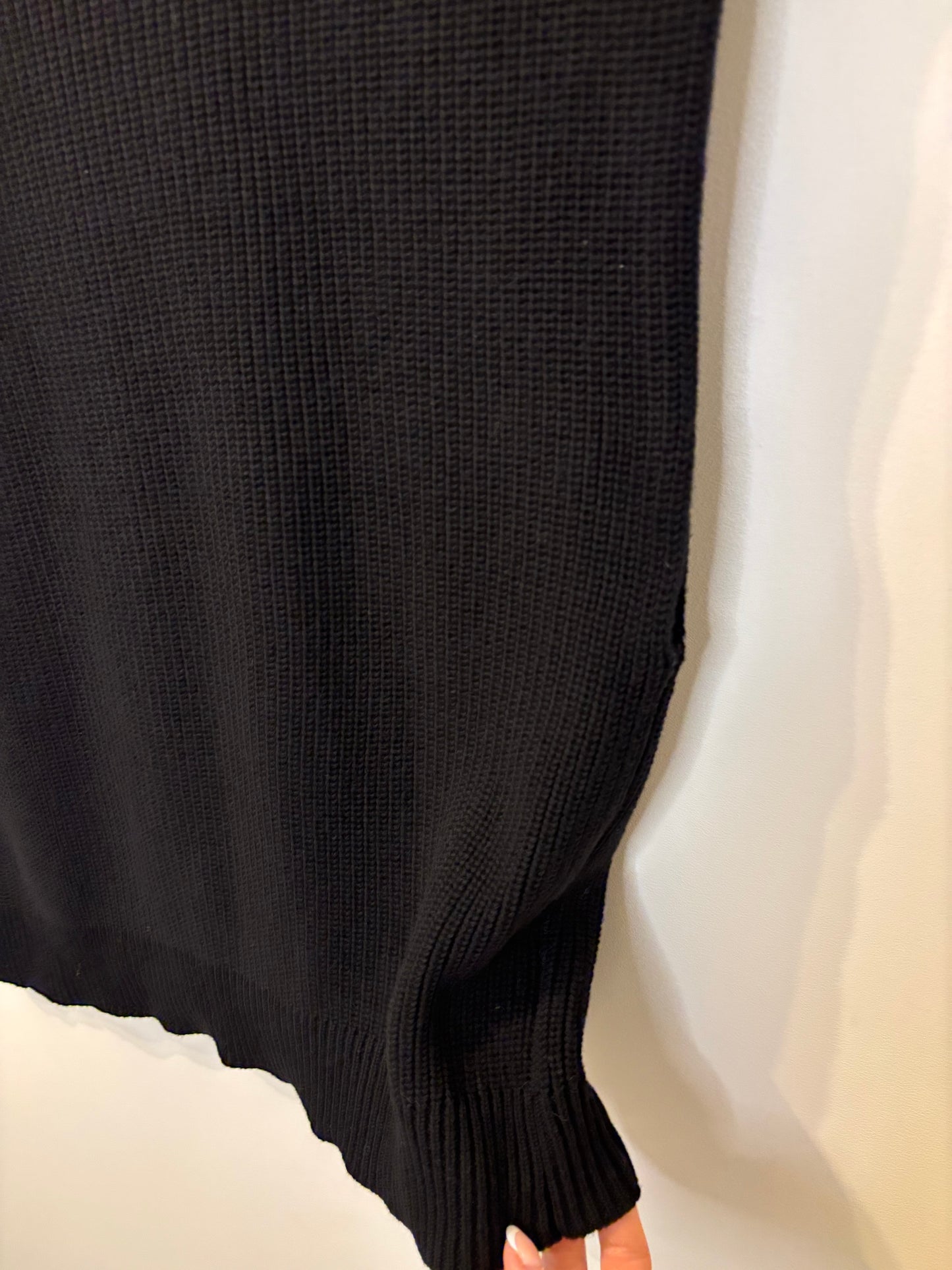 Paper Label Zoe Knit Vest | XS (Fits like a Medium or large)