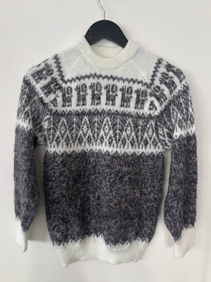 Handknit Grey/White Sweater | Sz Small/Medium
