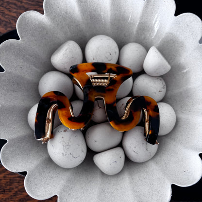 Jenny Be Free Wavy Hair Claw - Brown Tortoise
