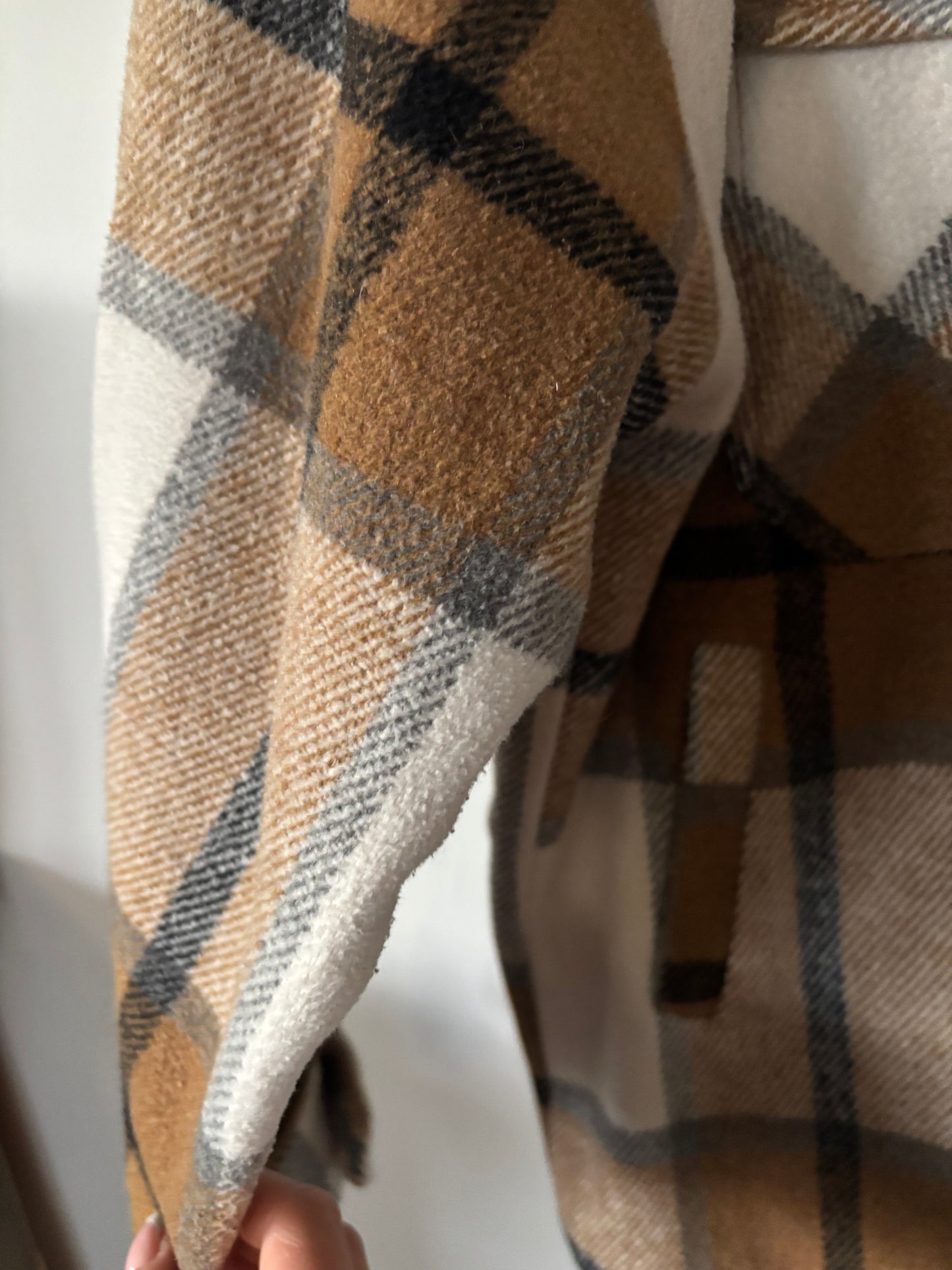 Davi & Dani Plaid Oversized Jacket | Small