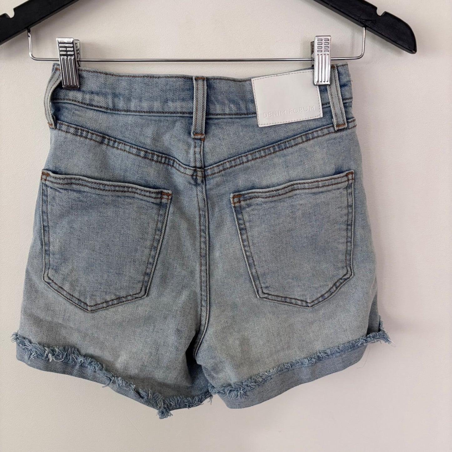 Denim Forum 50s Arlo High Rise Shorts  | Sz 25