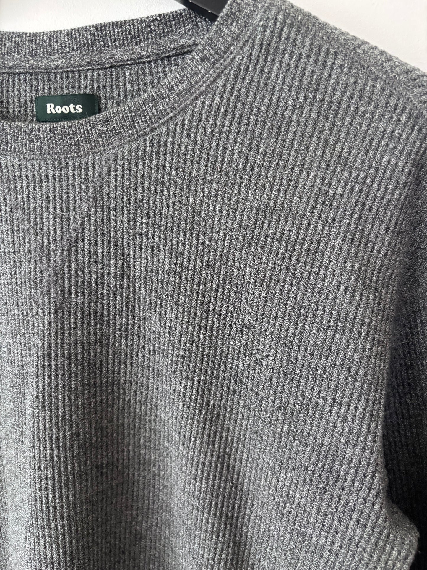 Roots Waffle Relaxed Fit Long Sleeve Shirt Charcoal | Sz XS (fits like sz medium)