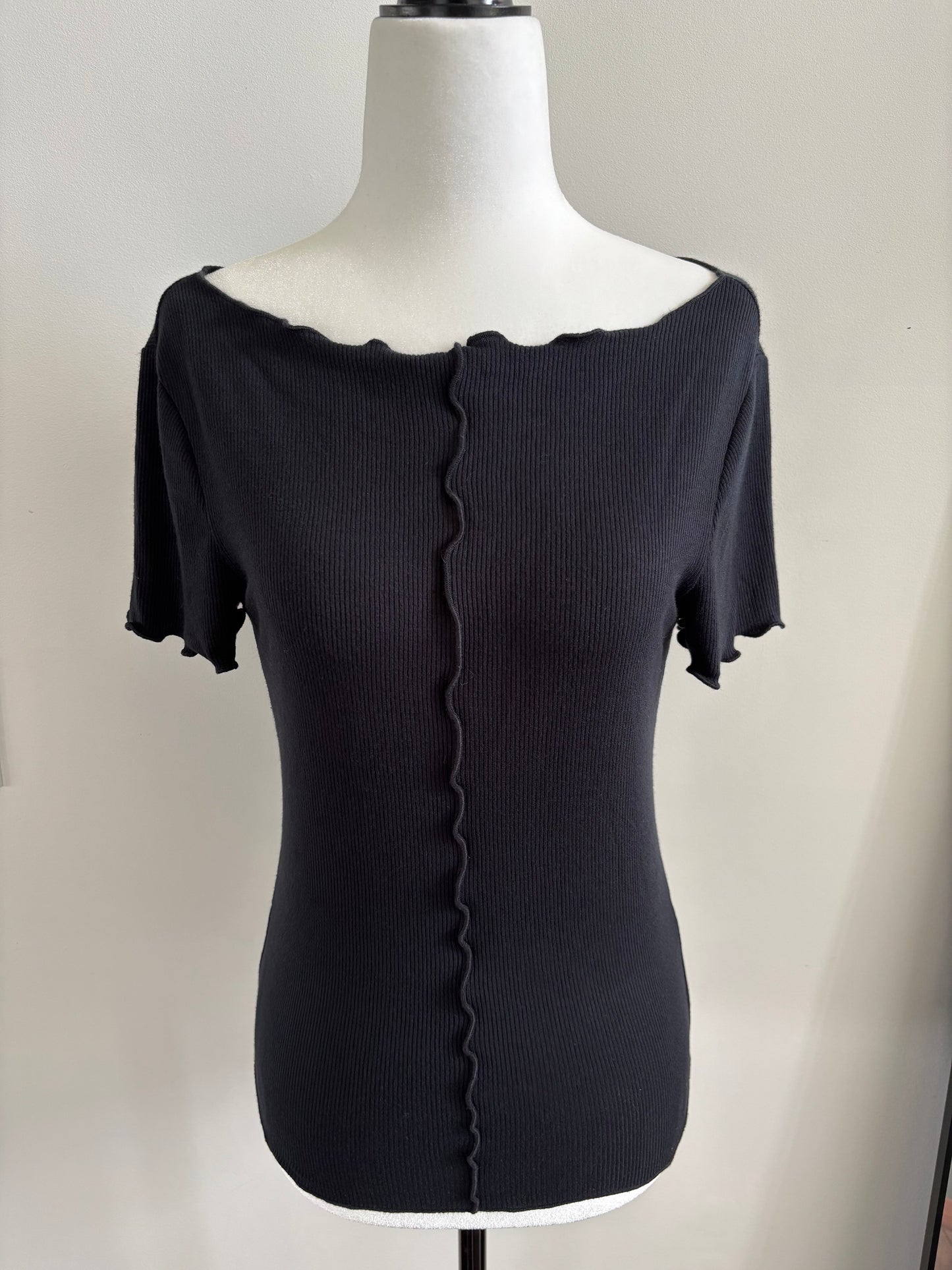 Abercrombie Lettuce Trim Featherweight Top | Medium