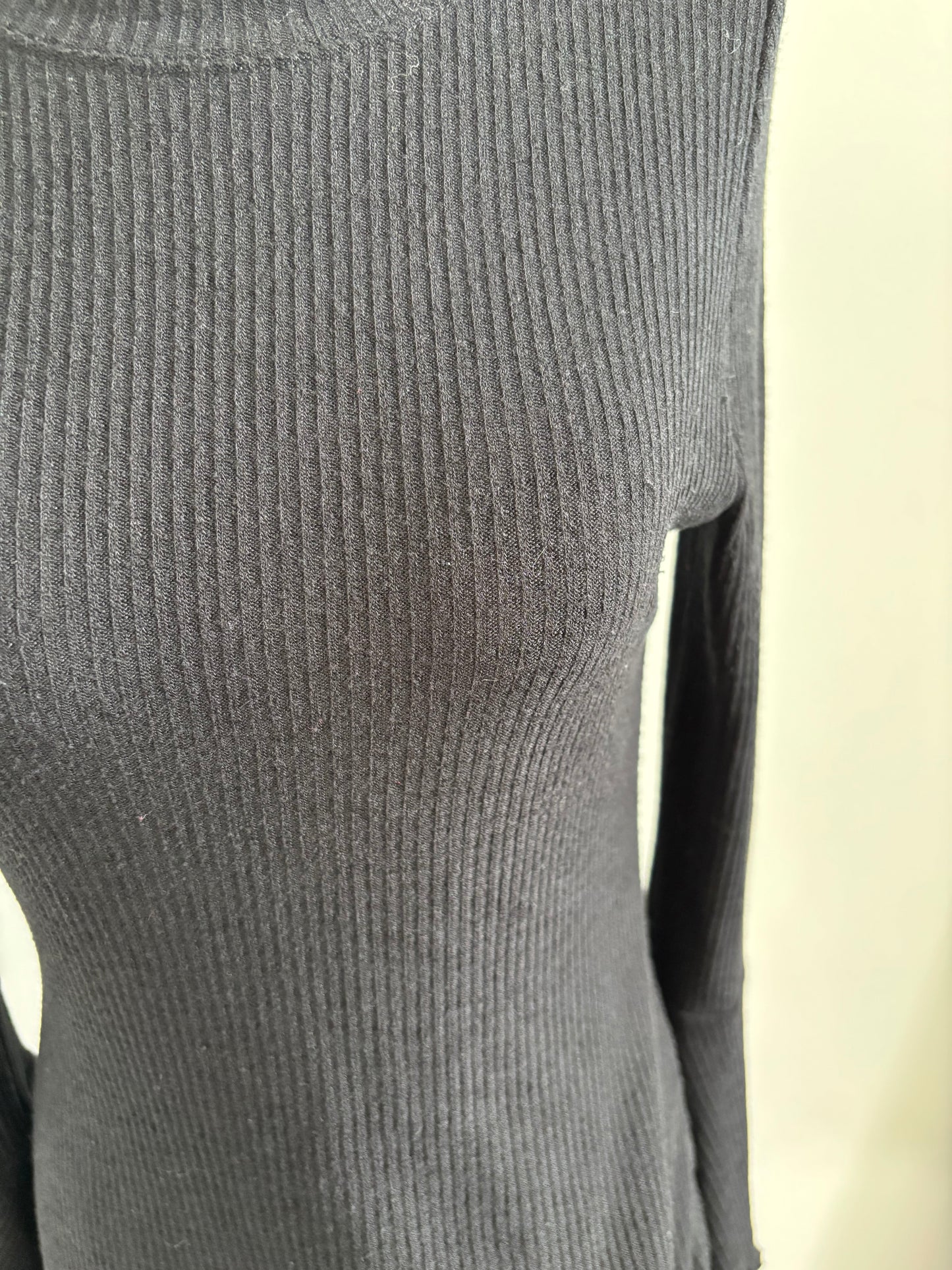 Abercrombie Ribbed Black Long Sleeve Dress | Medium