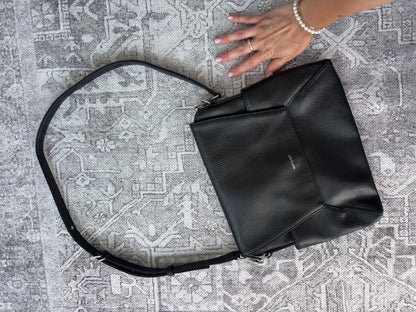 Matt & Nat Minka Vegan Hobo Bag/Crossbody Bag in Black