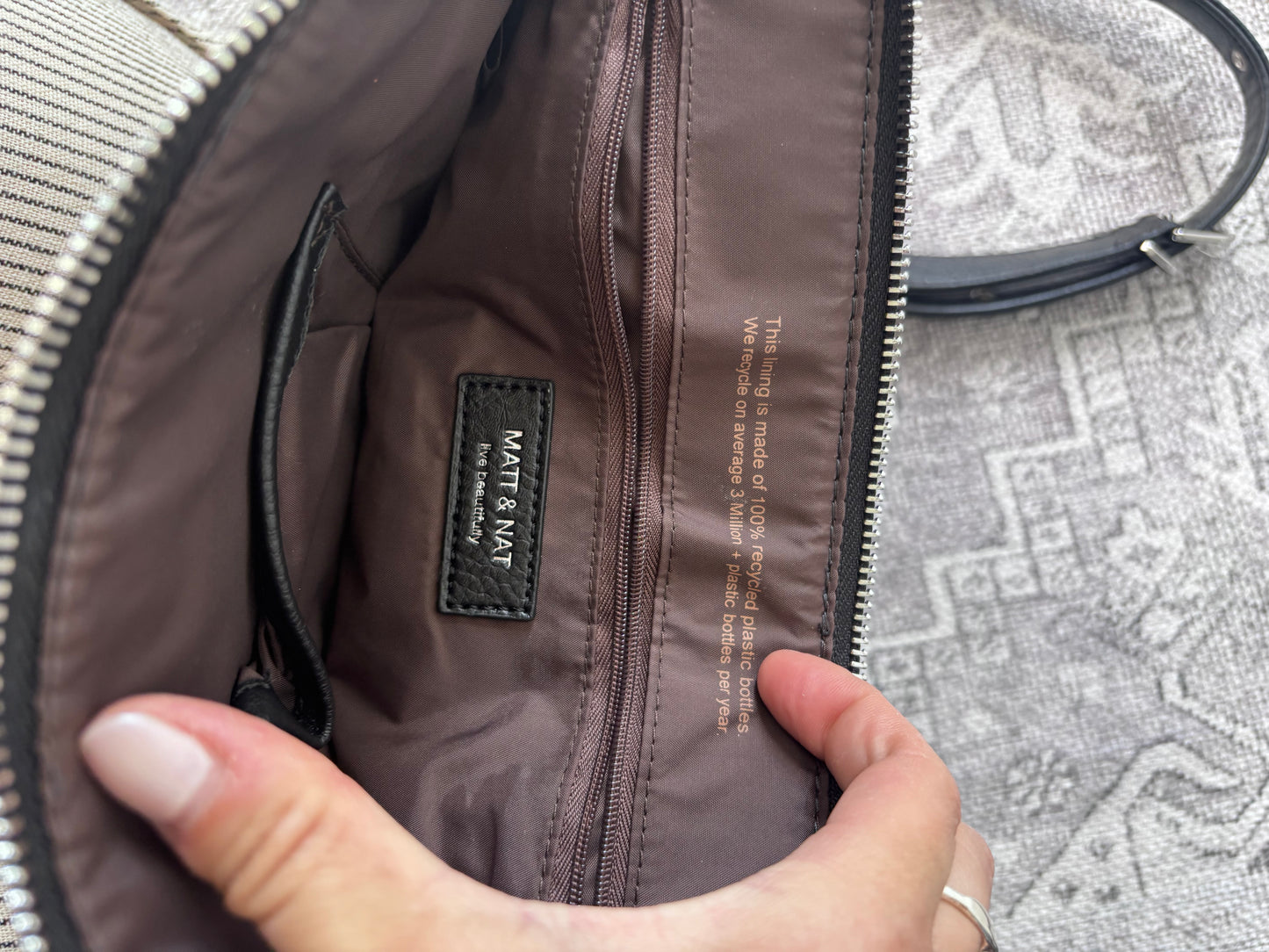 Matt & Nat Minka Vegan Hobo Bag/Crossbody Bag in Black