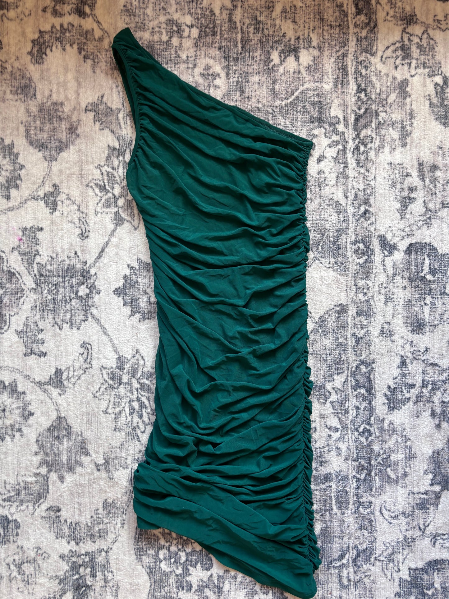Pretty Garden Green Ruched Bodycon Dress | Sz Medium