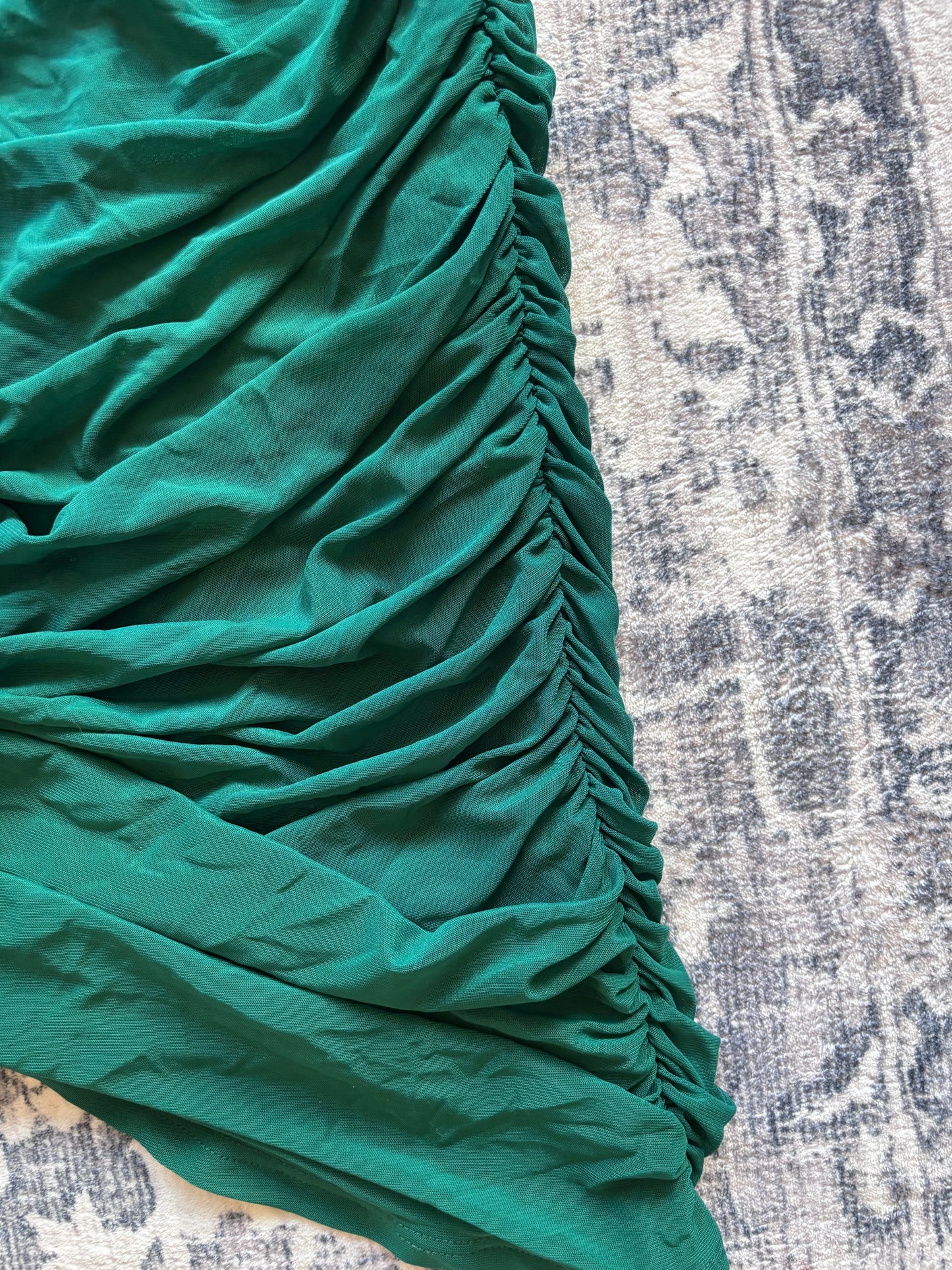 Pretty Garden Green Ruched Bodycon Dress | Sz Medium