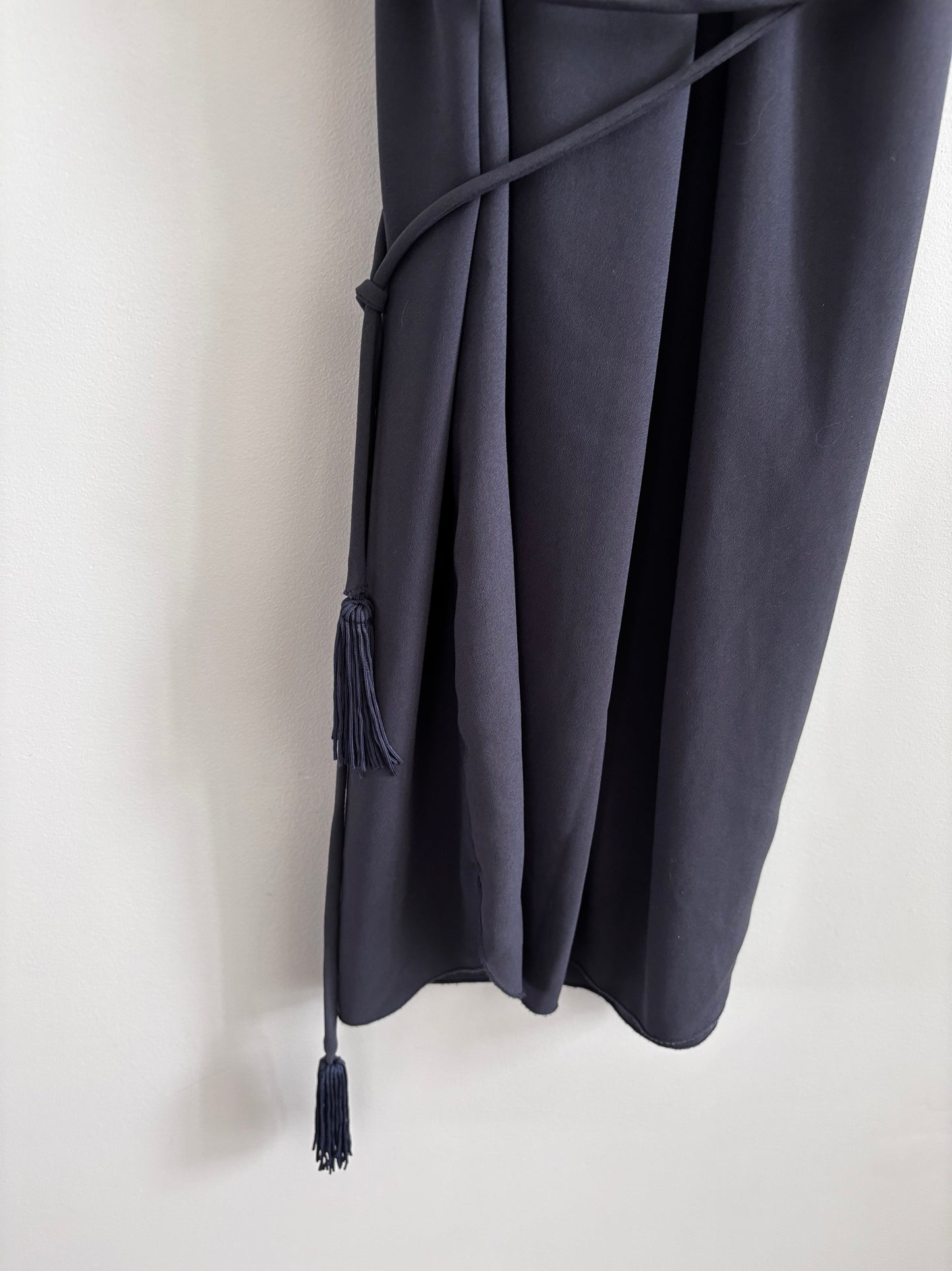 Wilfred / Aritzia Tassle Tie Dress | XS (can fit a small)