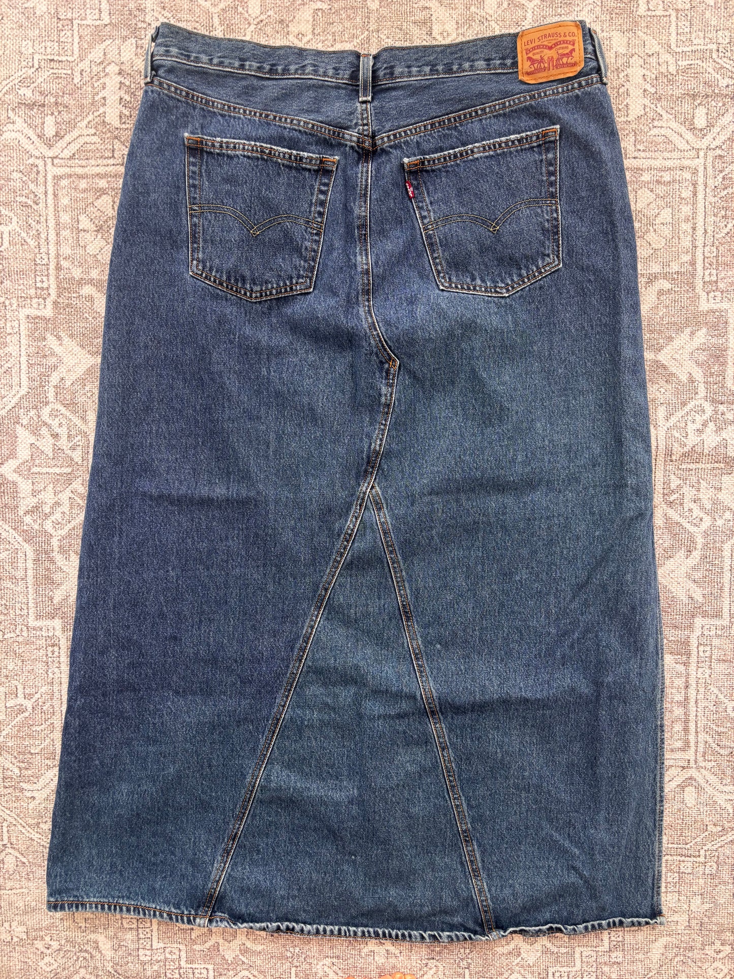 Levi A-line Iconic Long Skirt | Sz 34 (XXL)