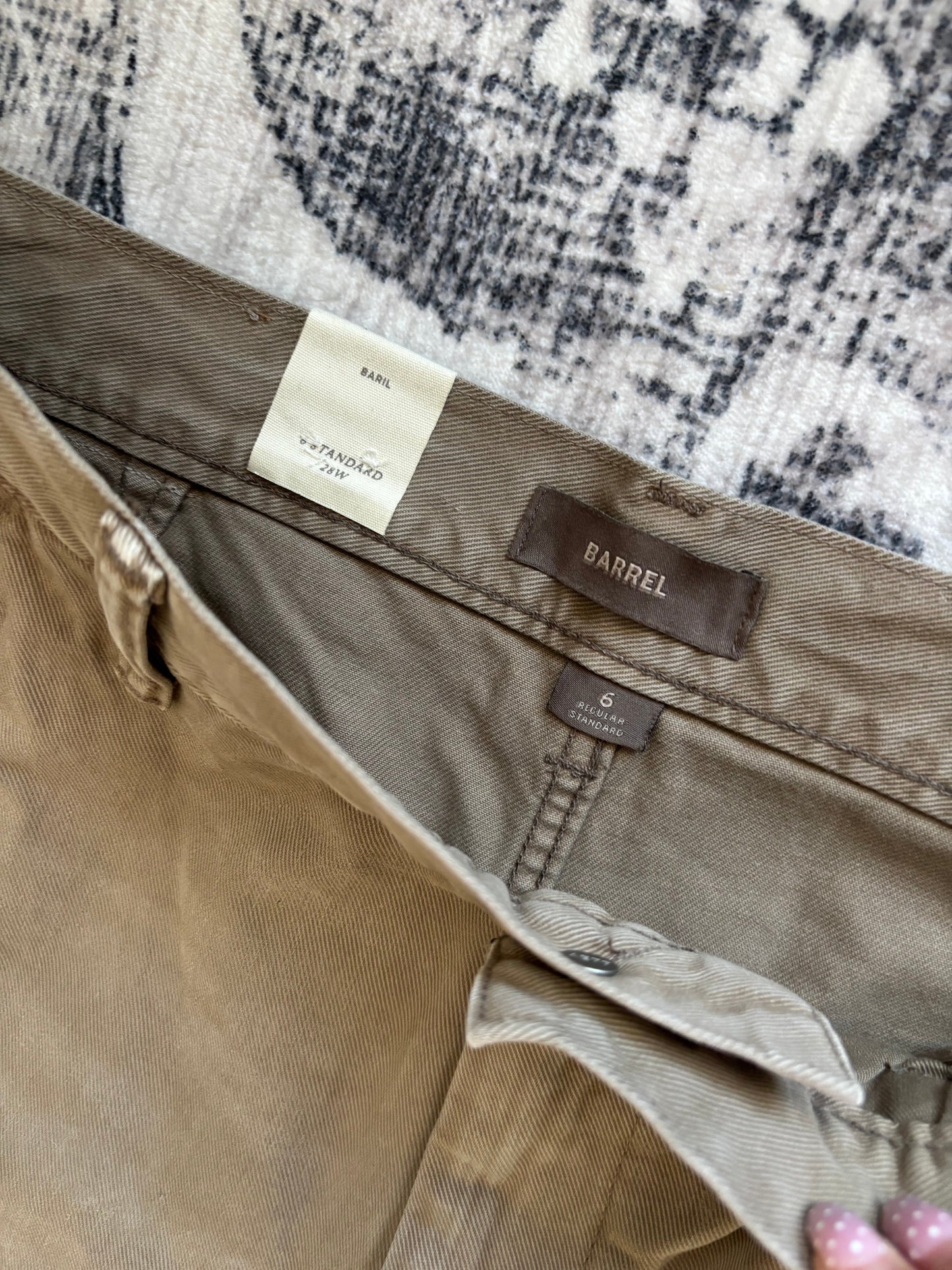 AE Premium Barrel Jean NWT | 6/28 (N238M8)