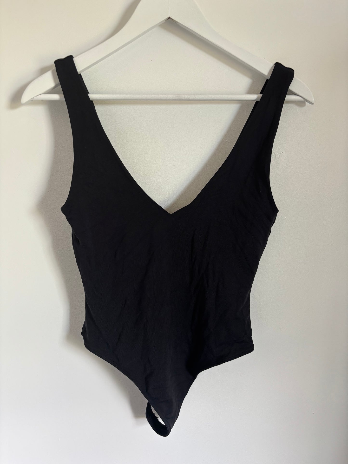 Babaton / Aritzia V-neck Bodysuit in Black | Medium