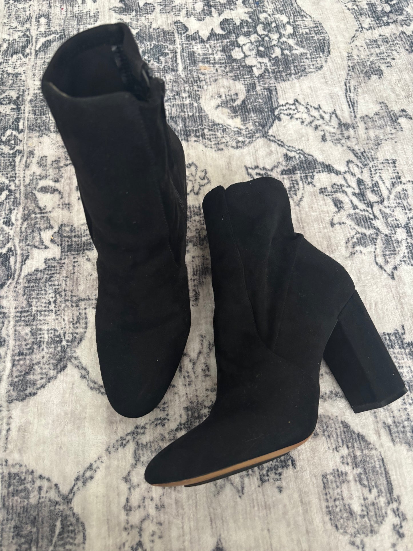 Aldo Aurella Suede Block Heel Booties | Size 9 (N1L4)