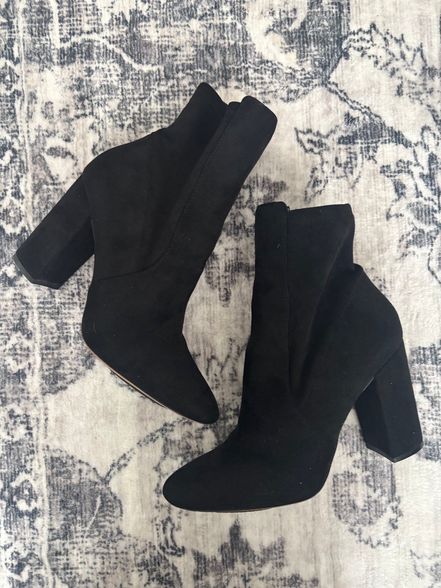 Aldo Aurella Suede Block Heel Booties | Size 9 (N1L4)